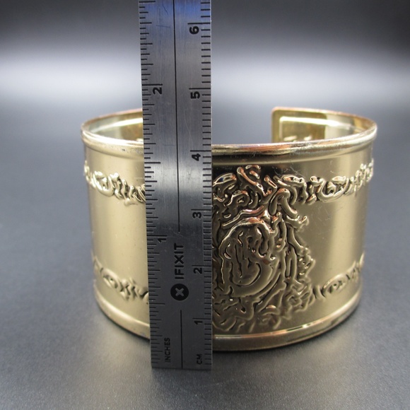 Vintage Gold Tone Ornate Heavy Cuff Bracelet - Picture 7 of 8